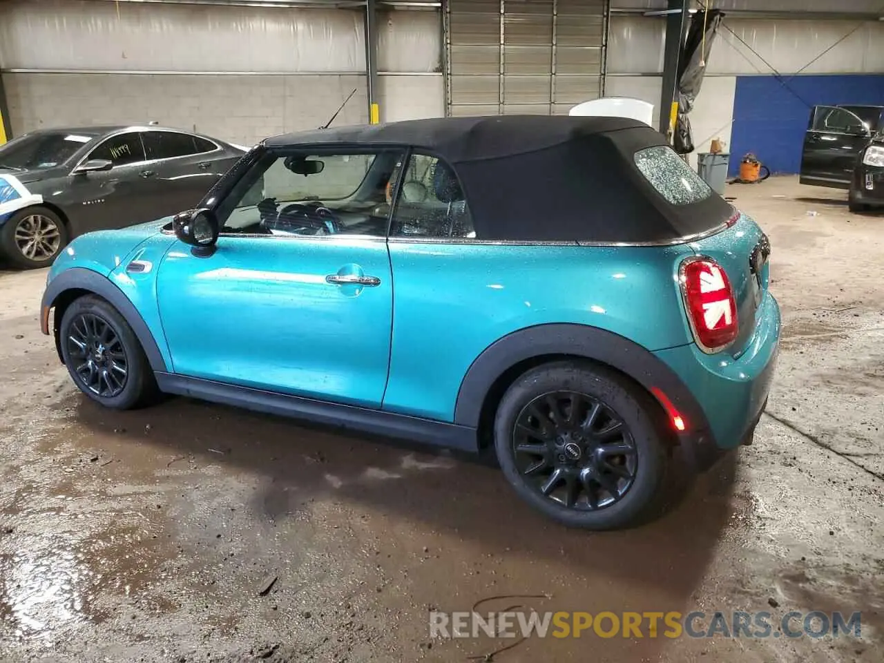 2 Фотография поврежденного автомобиля WMWWJ3C07L3L15723 MINI COOPER 2020