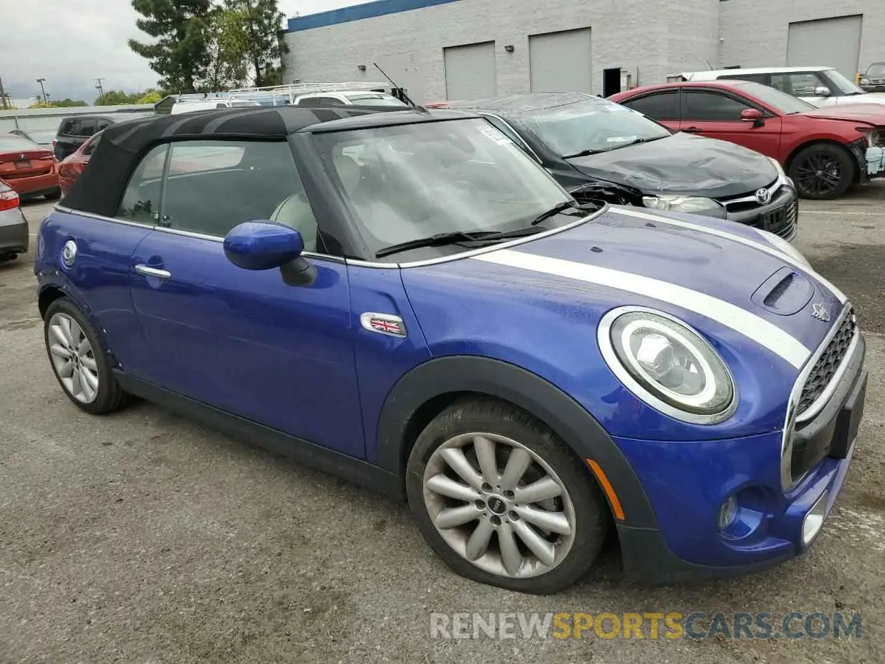 4 Фотография поврежденного автомобиля WMWWJ5C01L3L70762 MINI COOPER 2020