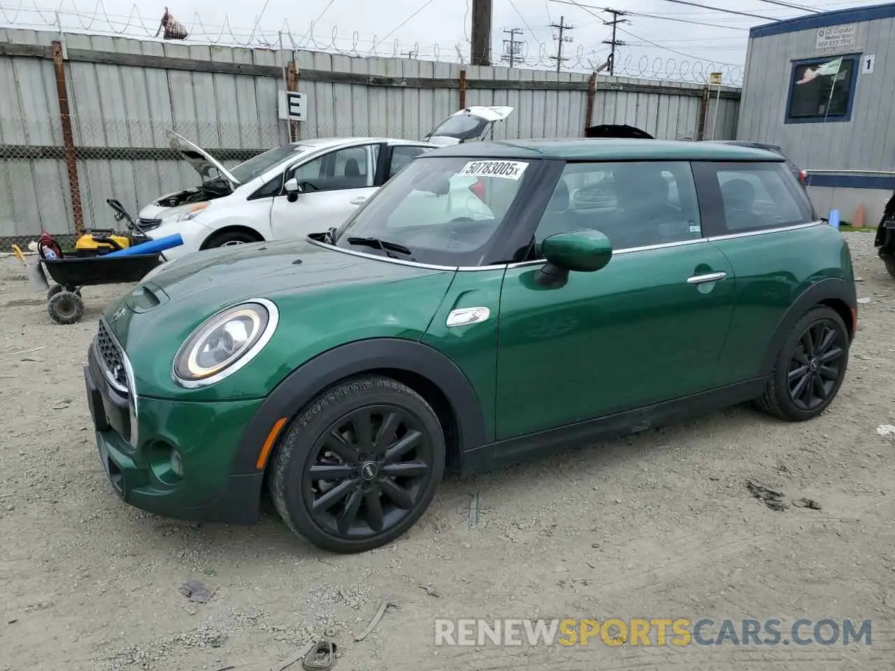1 Photograph of a damaged car WMWXR5C02L2M30941 MINI COOPER 2020