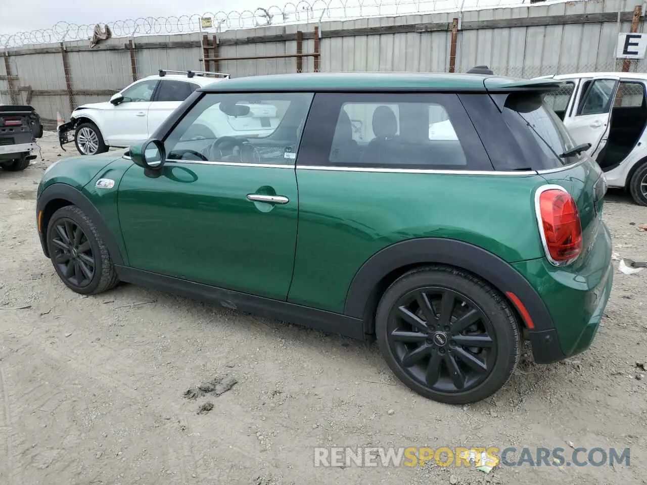 2 Photograph of a damaged car WMWXR5C02L2M30941 MINI COOPER 2020