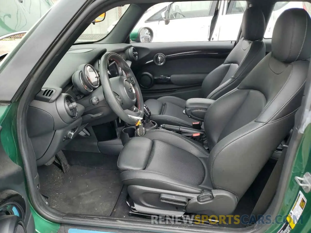 7 Photograph of a damaged car WMWXR5C02L2M30941 MINI COOPER 2020