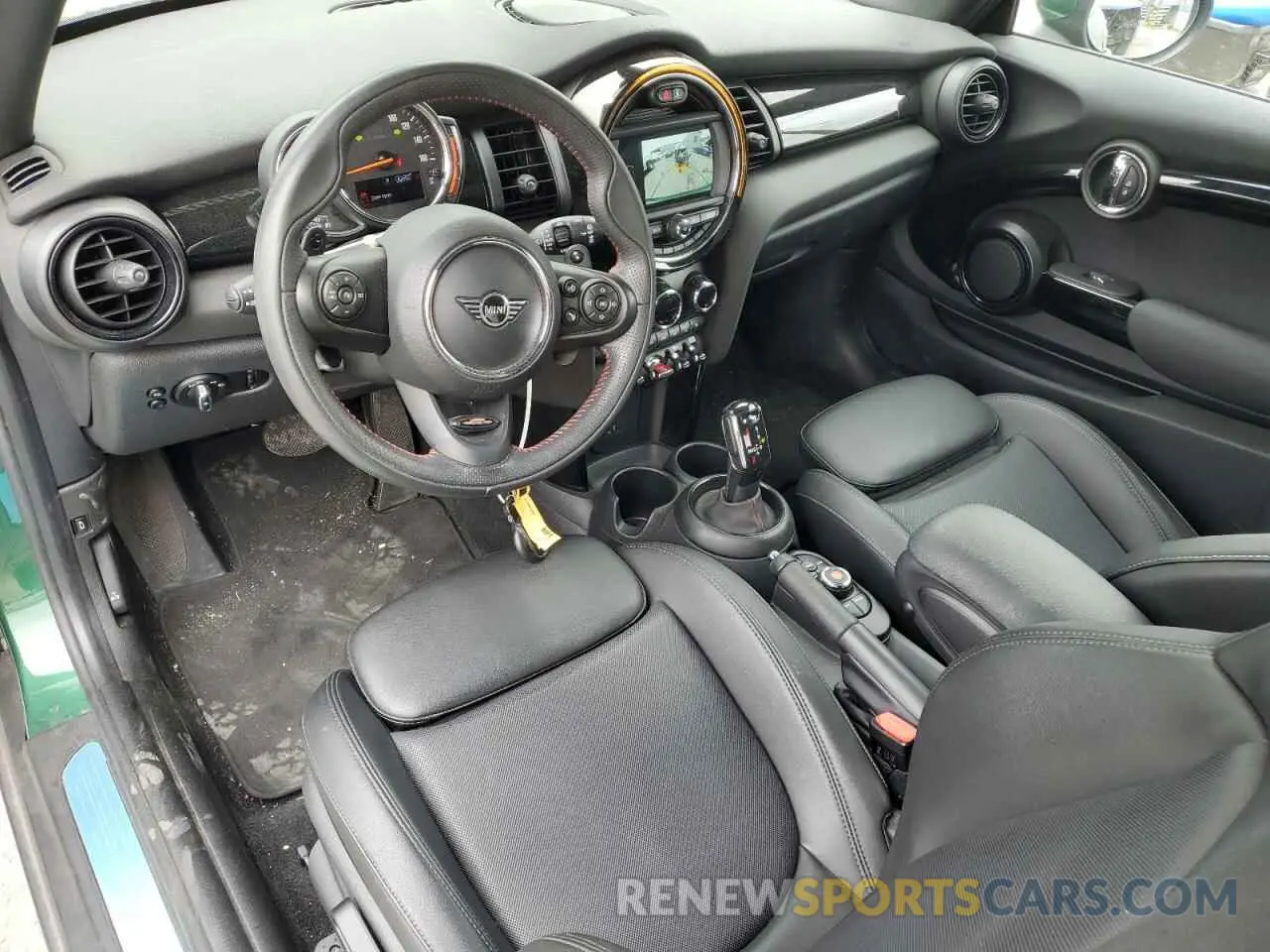 8 Photograph of a damaged car WMWXR5C02L2M30941 MINI COOPER 2020