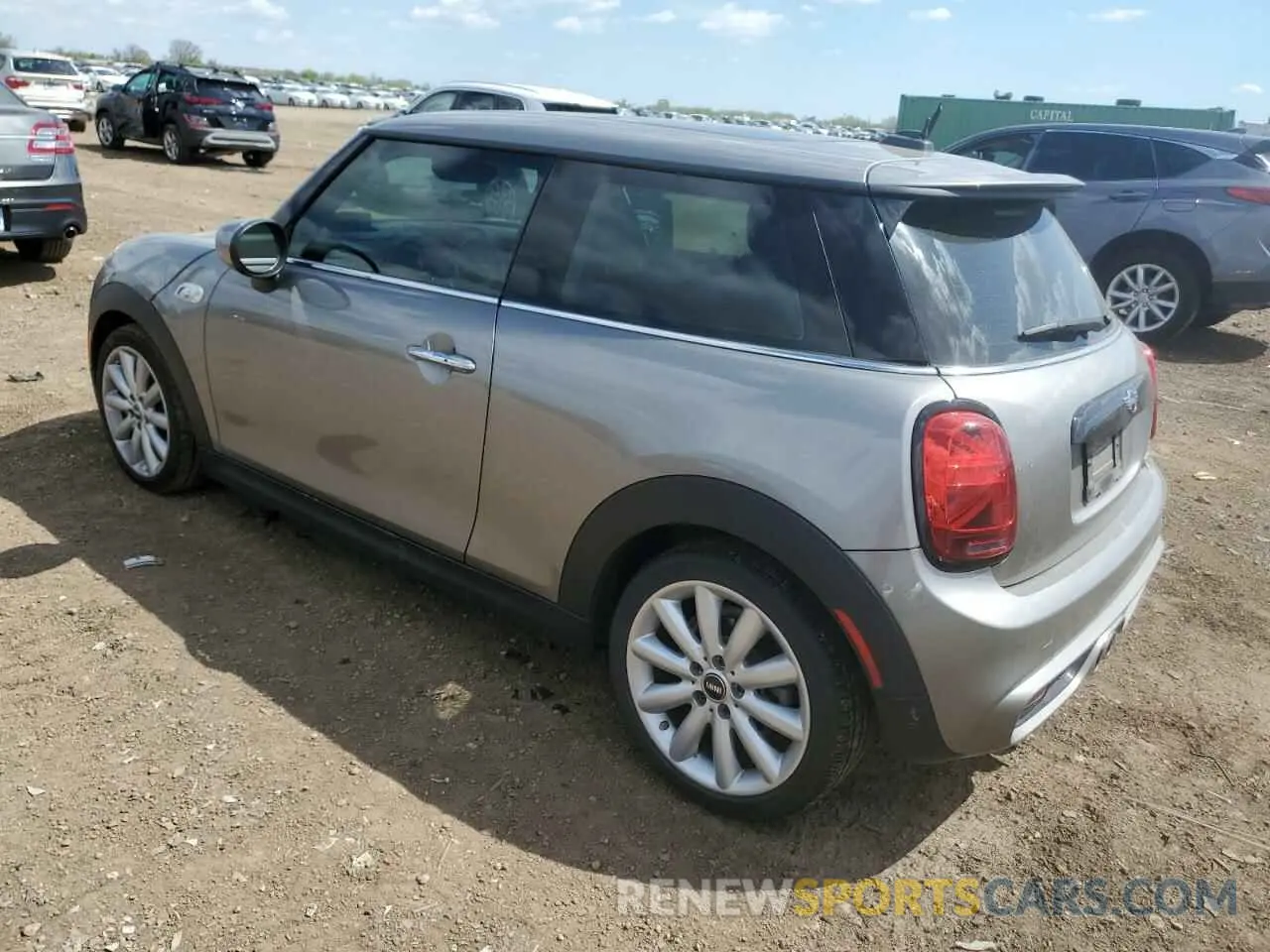 2 Photograph of a damaged car WMWXR5C07L2M30160 MINI COOPER 2020