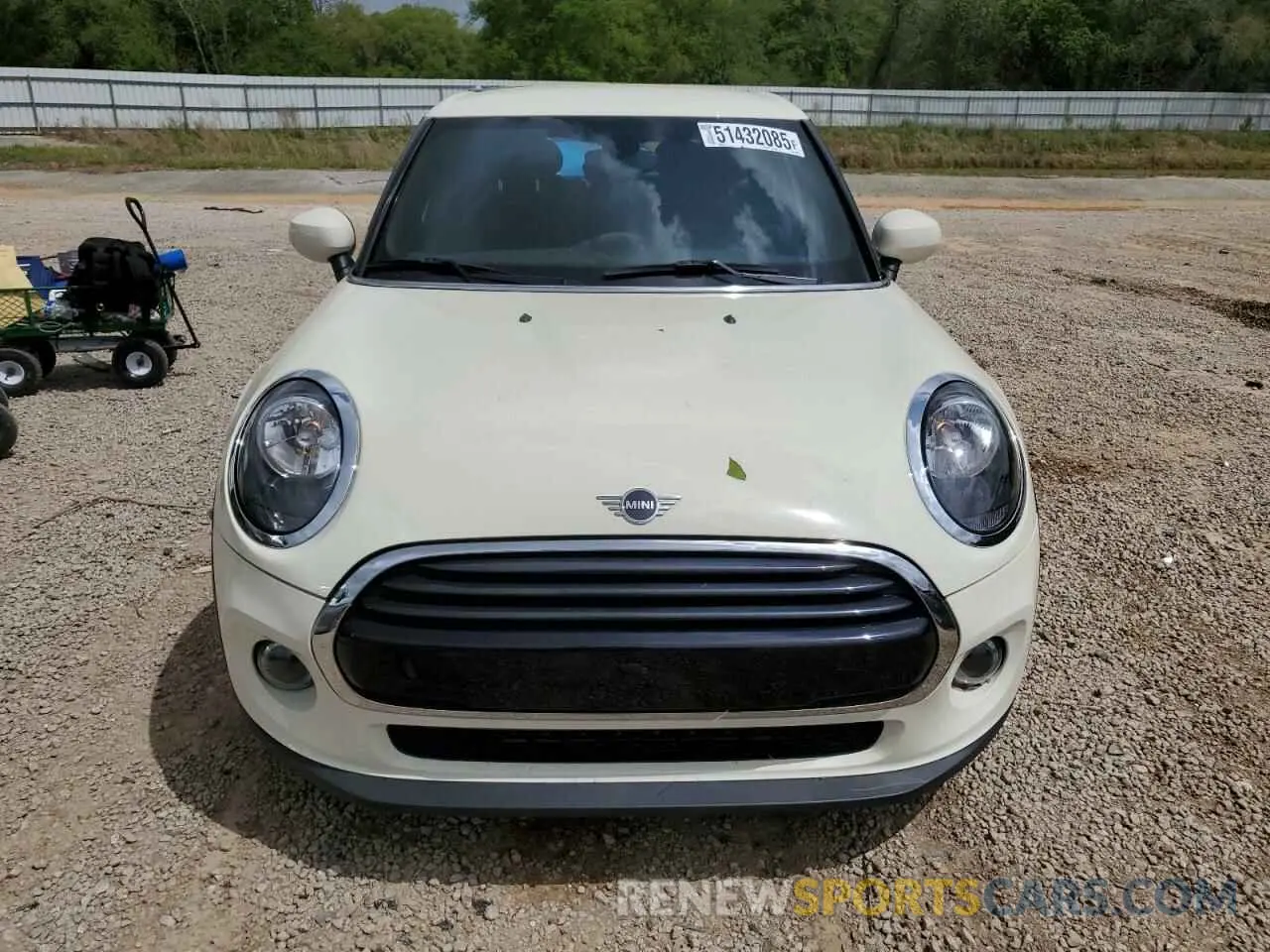 5 Photograph of a damaged car WMWXU7C02L2M73430 MINI COOPER 2020