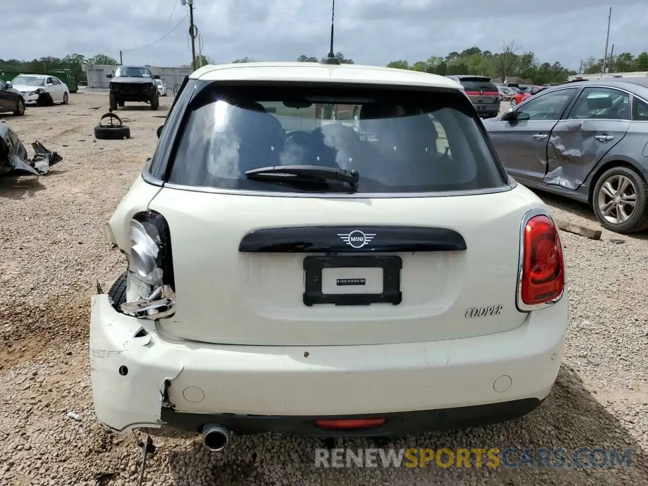 6 Photograph of a damaged car WMWXU7C02L2M73430 MINI COOPER 2020