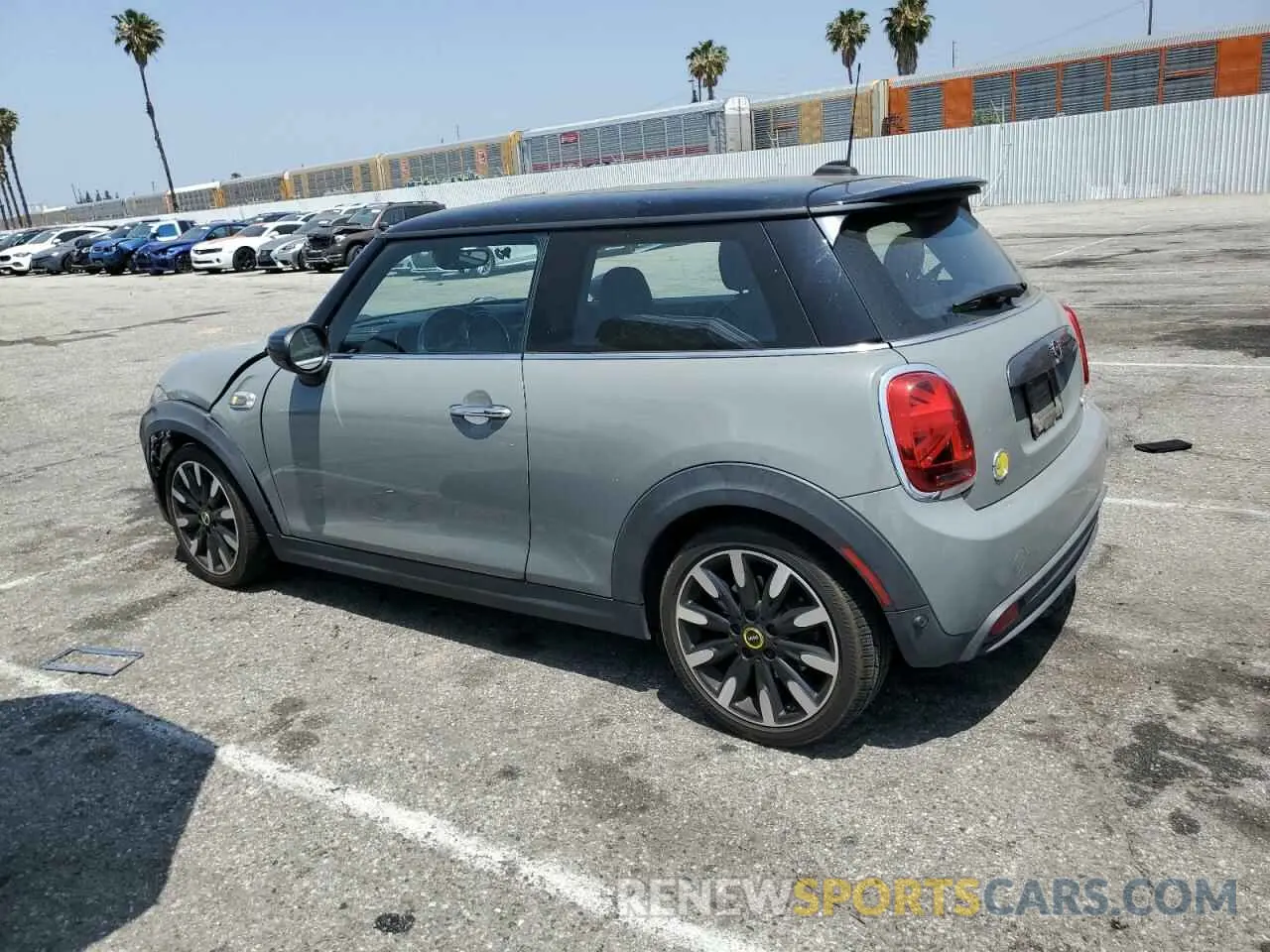 2 Фотография поврежденного автомобиля WMWXP3C0XM2N09933 MINI COOPER 2021