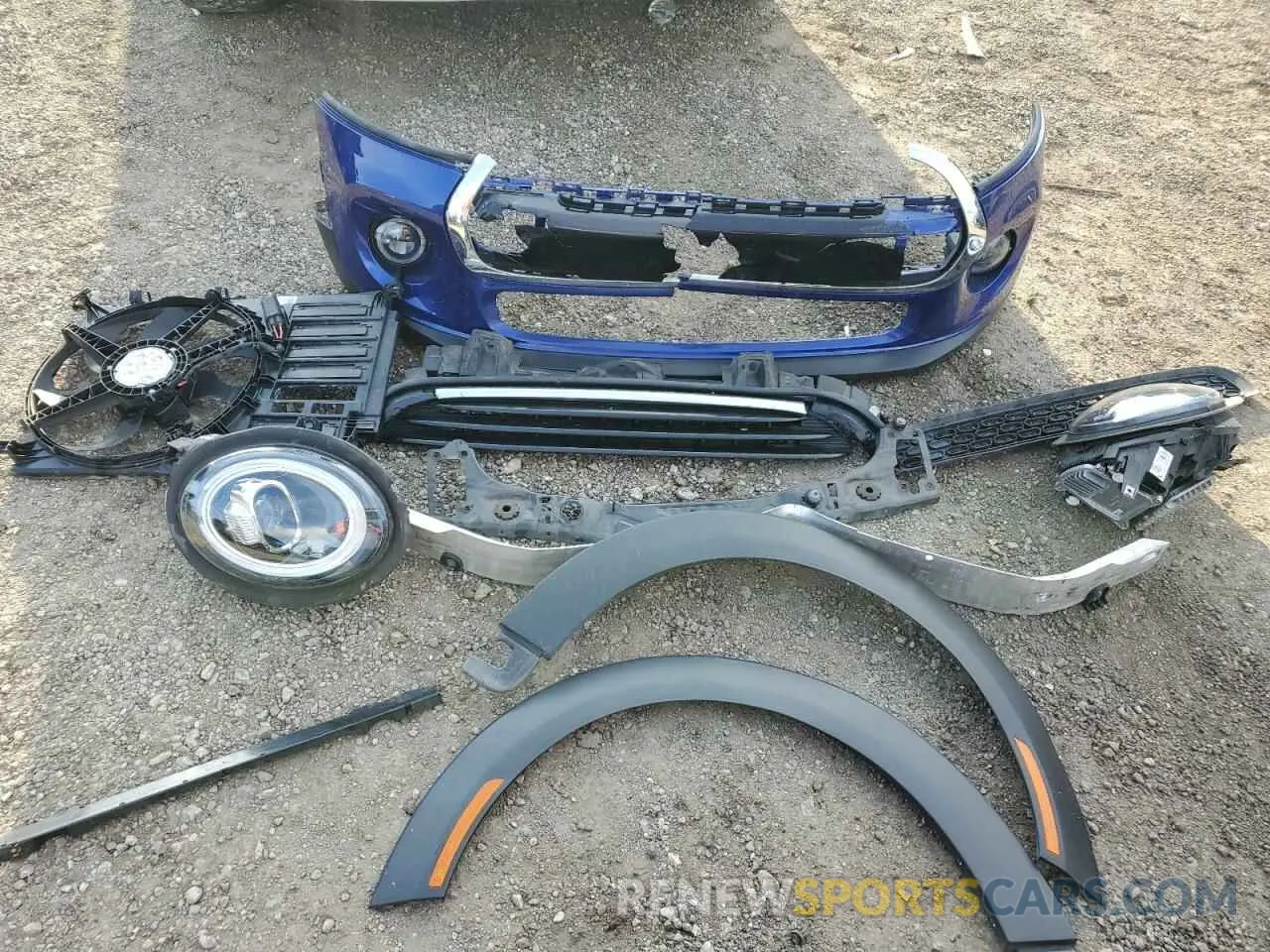 12 Фотография поврежденного автомобиля WMWXR3C03M2N73872 MINI COOPER 2021