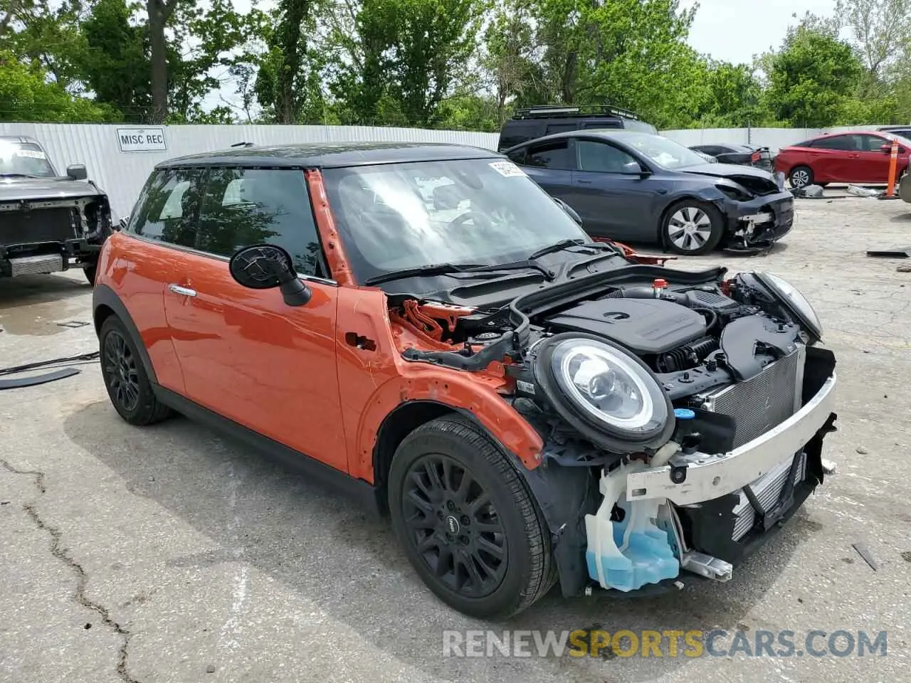 4 Фотография поврежденного автомобиля WMWXR3C03M2N94446 MINI COOPER 2021