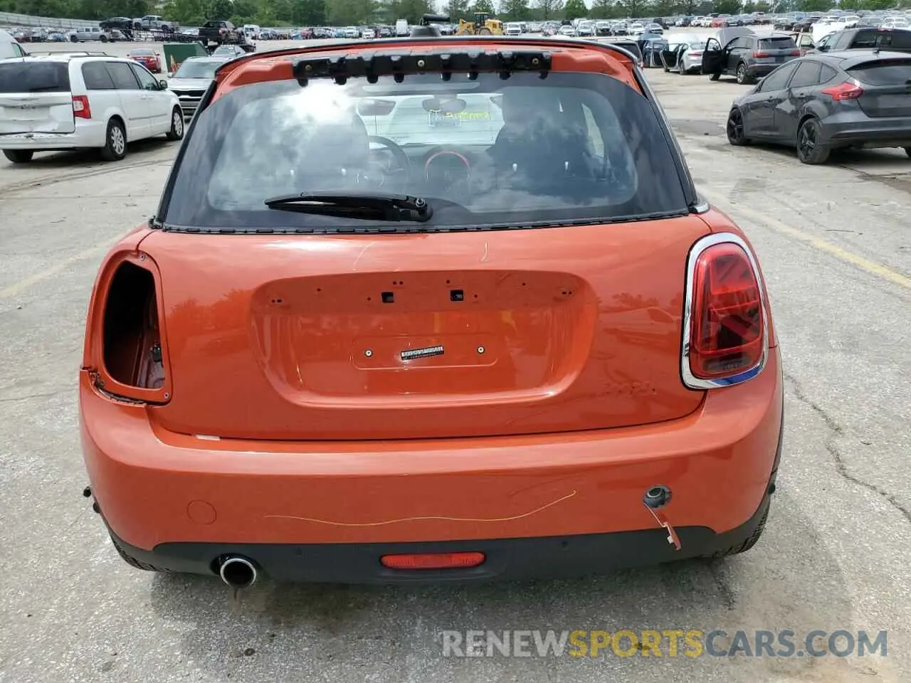 6 Фотография поврежденного автомобиля WMWXR3C03M2N94446 MINI COOPER 2021
