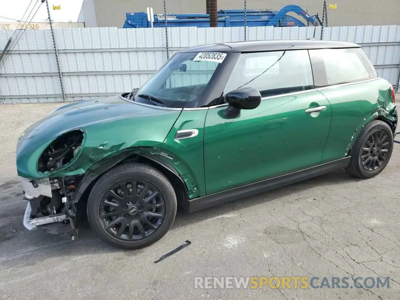 1 Фотография поврежденного автомобиля WMWXR3C0XM2P13271 MINI COOPER 2021