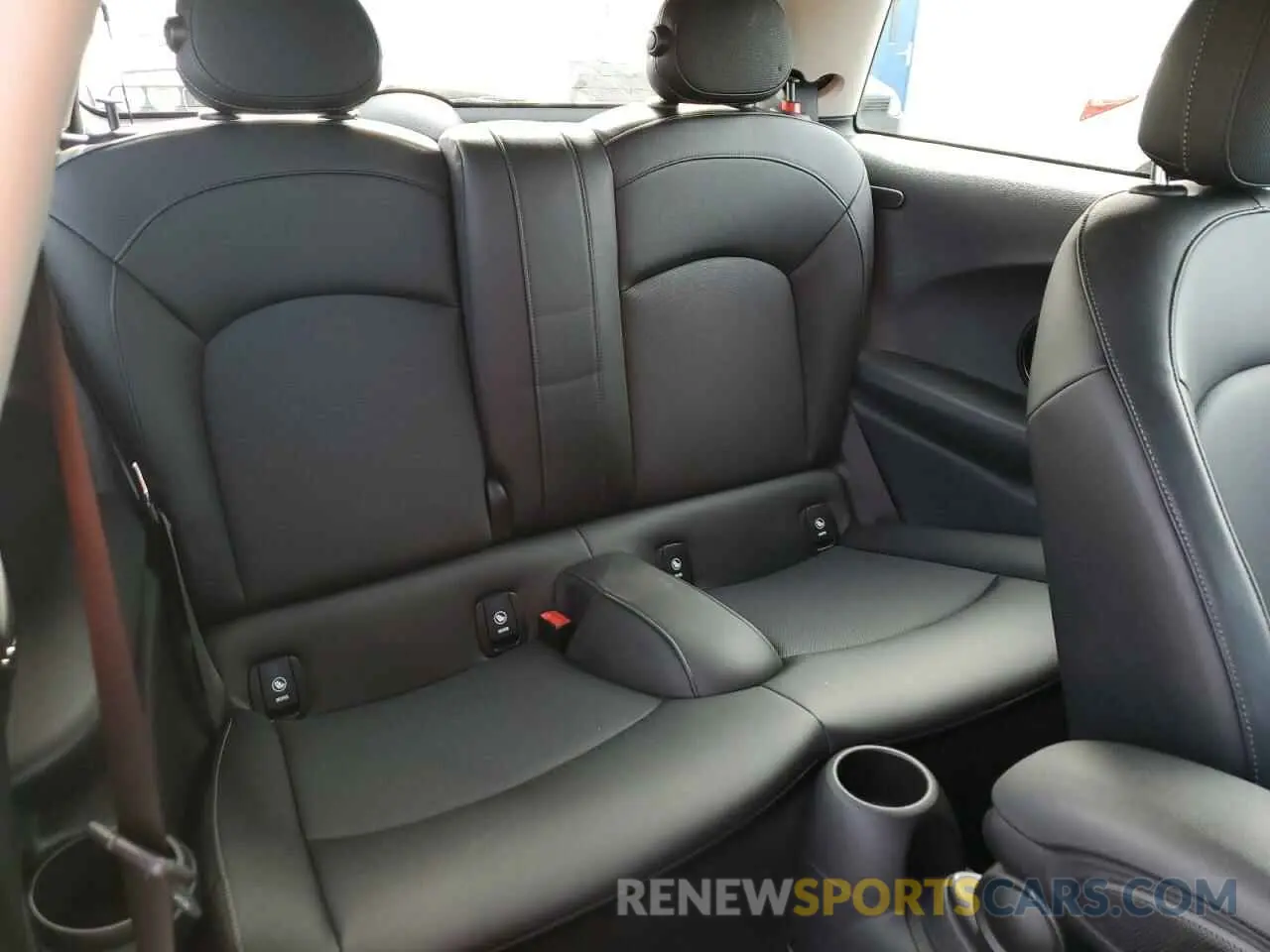 10 Фотография поврежденного автомобиля WMWXR3C0XM2P13271 MINI COOPER 2021