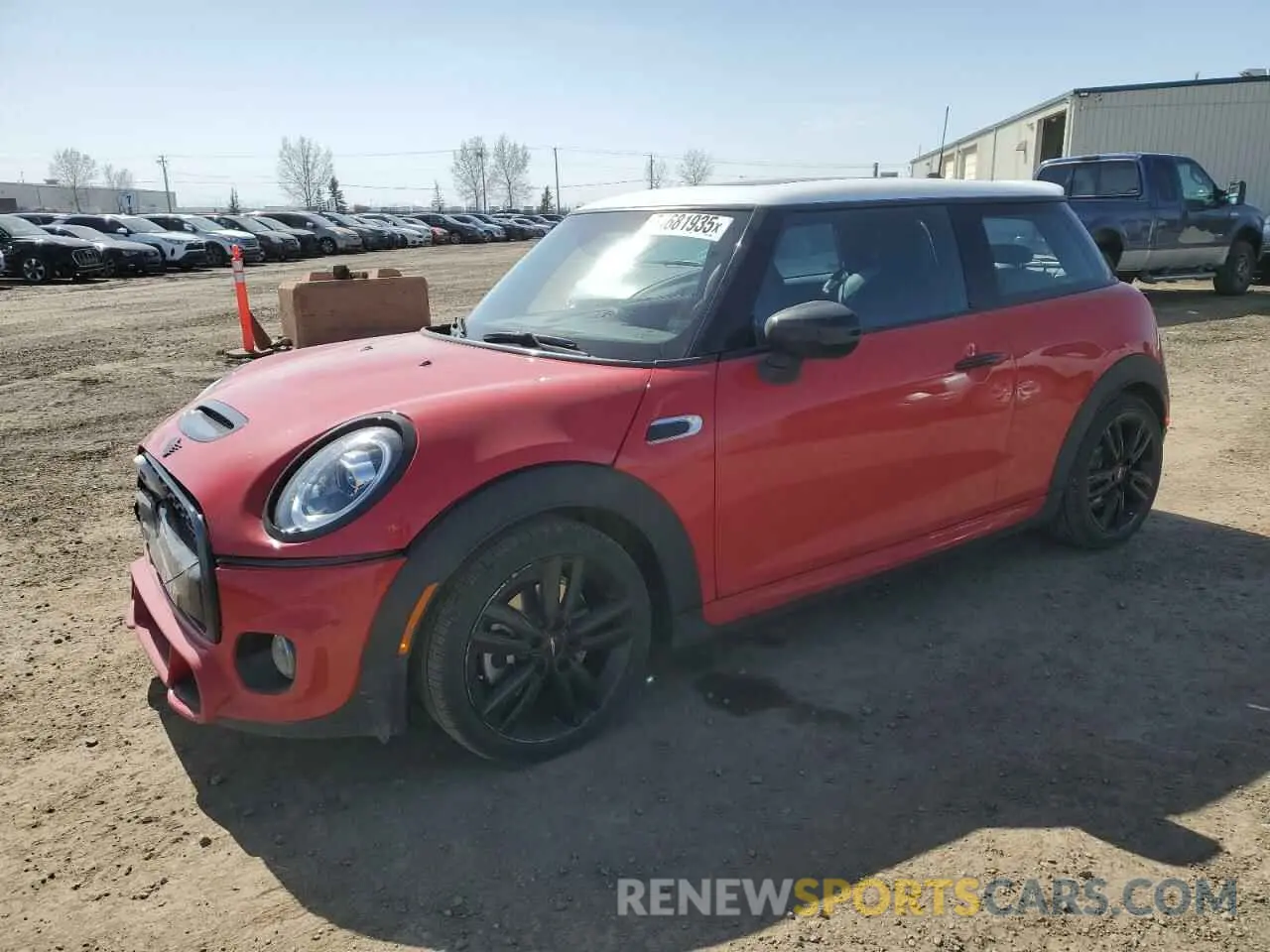 1 Photograph of a damaged car WMWXR5C09M2P00992 MINI COOPER 2021