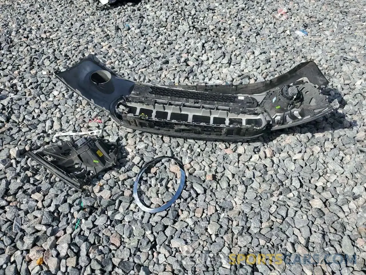 12 Photograph of a damaged car WMWXU7C04M2P09433 MINI COOPER 2021