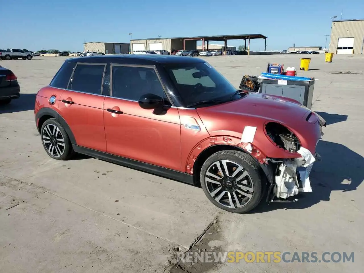 4 Фотография поврежденного автомобиля WMWXU9C08M2N29397 MINI COOPER 2021