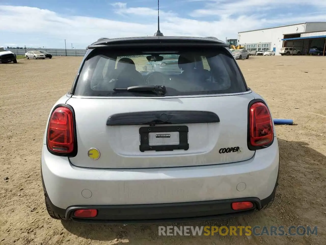 6 Photograph of a damaged car WMW13DJ07N2S11447 MINI COOPER 2022