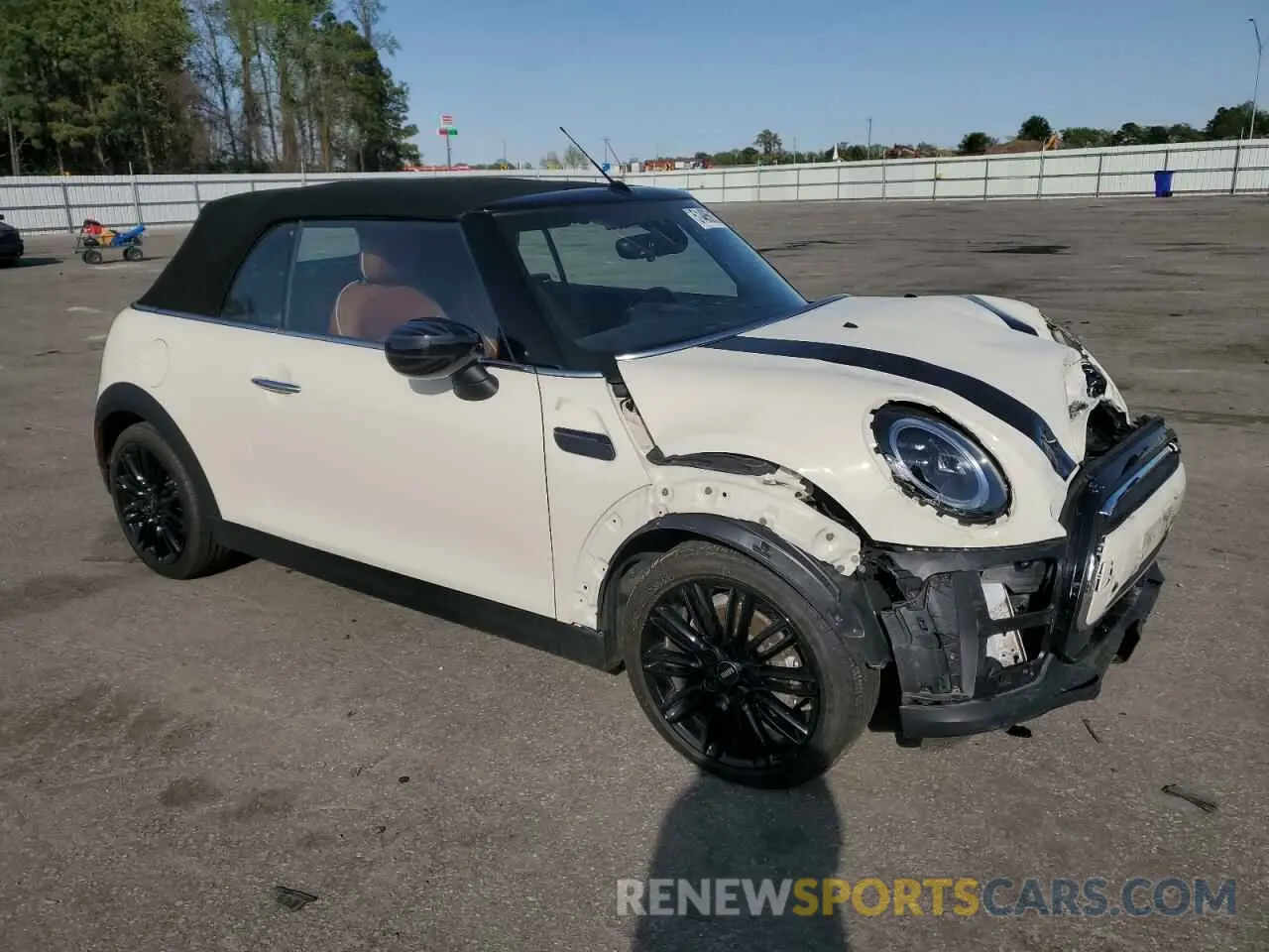 4 Photograph of a damaged car WMW23DL0XN3N60596 MINI COOPER 2022