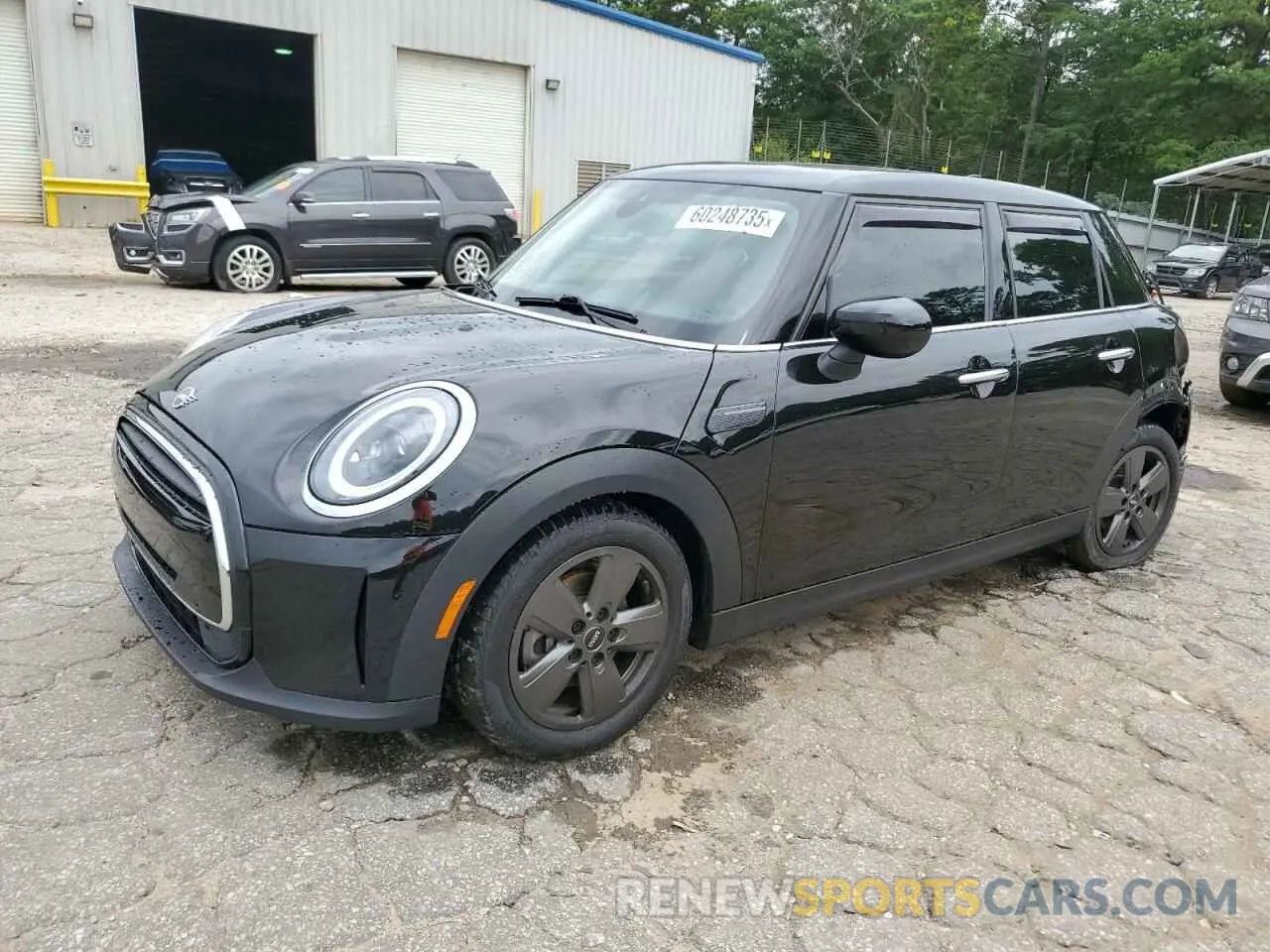 1 Photograph of a damaged car WMW33DK0XN2R83836 MINI COOPER 2022