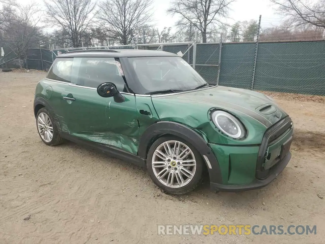 4 Photograph of a damaged car WMW13DJ07P2T83092 MINI COOPER 2023