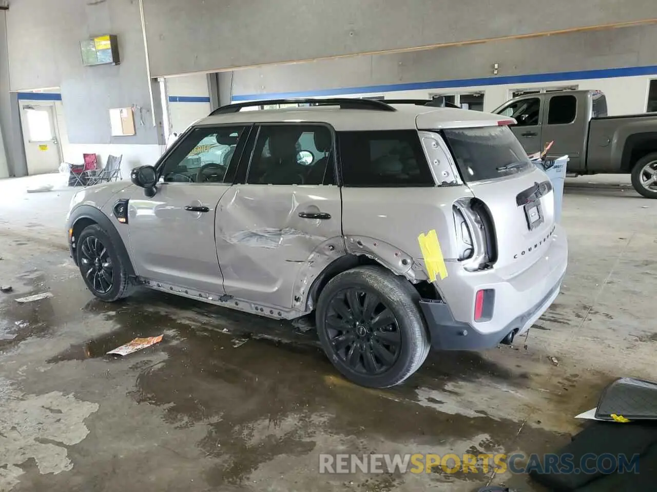 2 Фотография поврежденного автомобиля WMZ53BR07P3P92006 MINI COOPER 2023