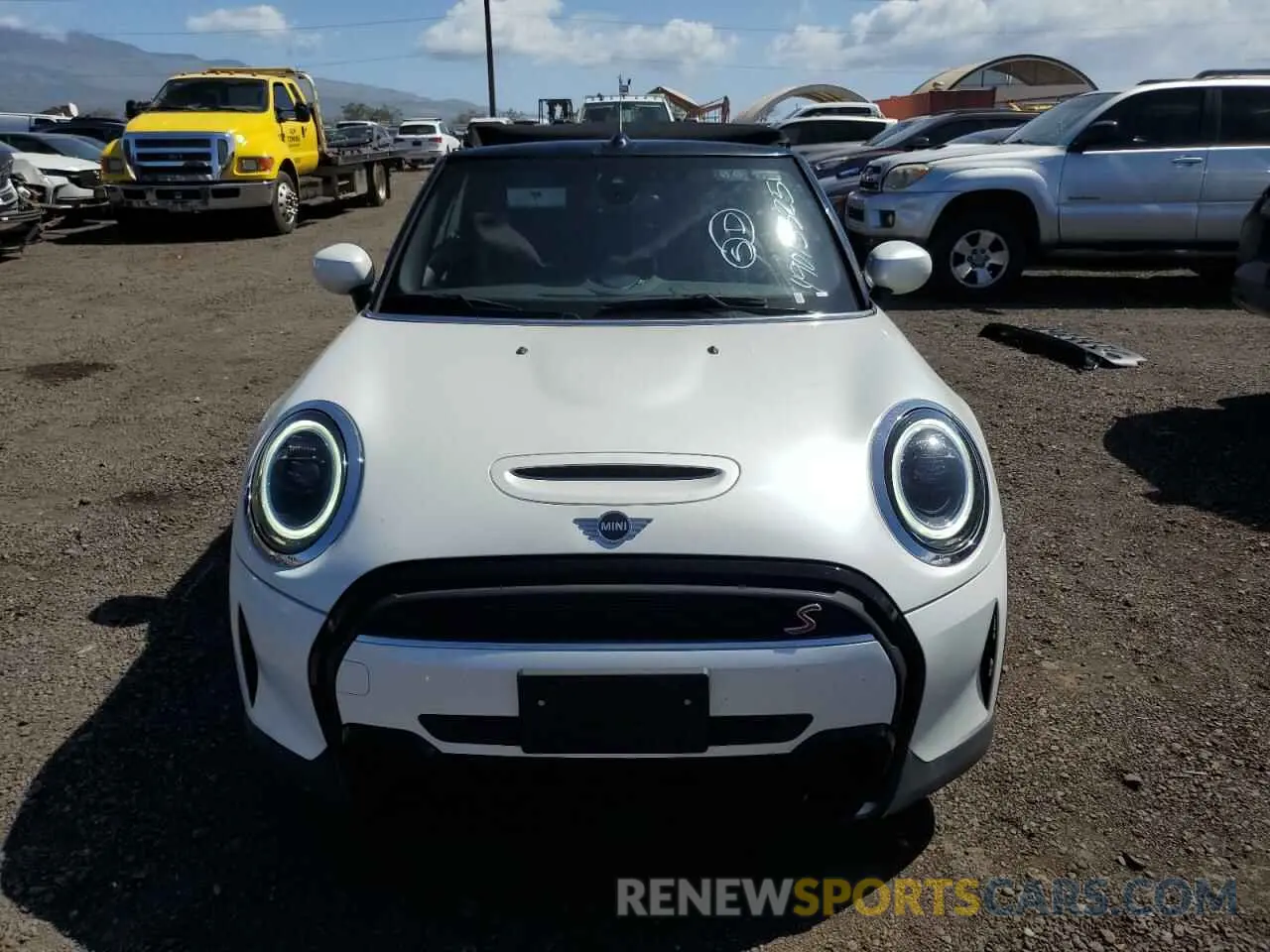 5 Фотография поврежденного автомобиля WMW43DL08R3S00631 MINI COOPER 2024