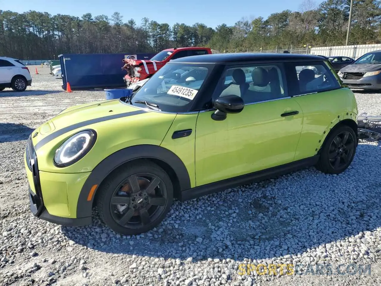 1 Photograph of a damaged car WMW53DH07R2V50304 MINI COOPER 2024