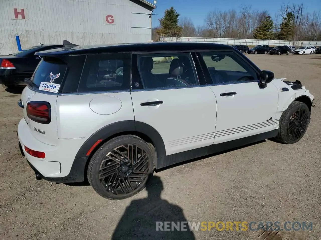 3 Фотография поврежденного автомобиля WMWXJ1C02R2V49713 MINI COOPER 2024