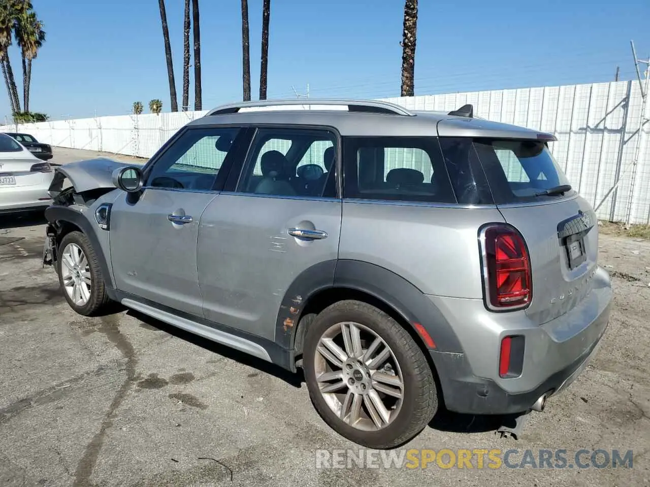2 Фотография поврежденного автомобиля WMZ83BR00R3S17939 MINI COOPER 2024