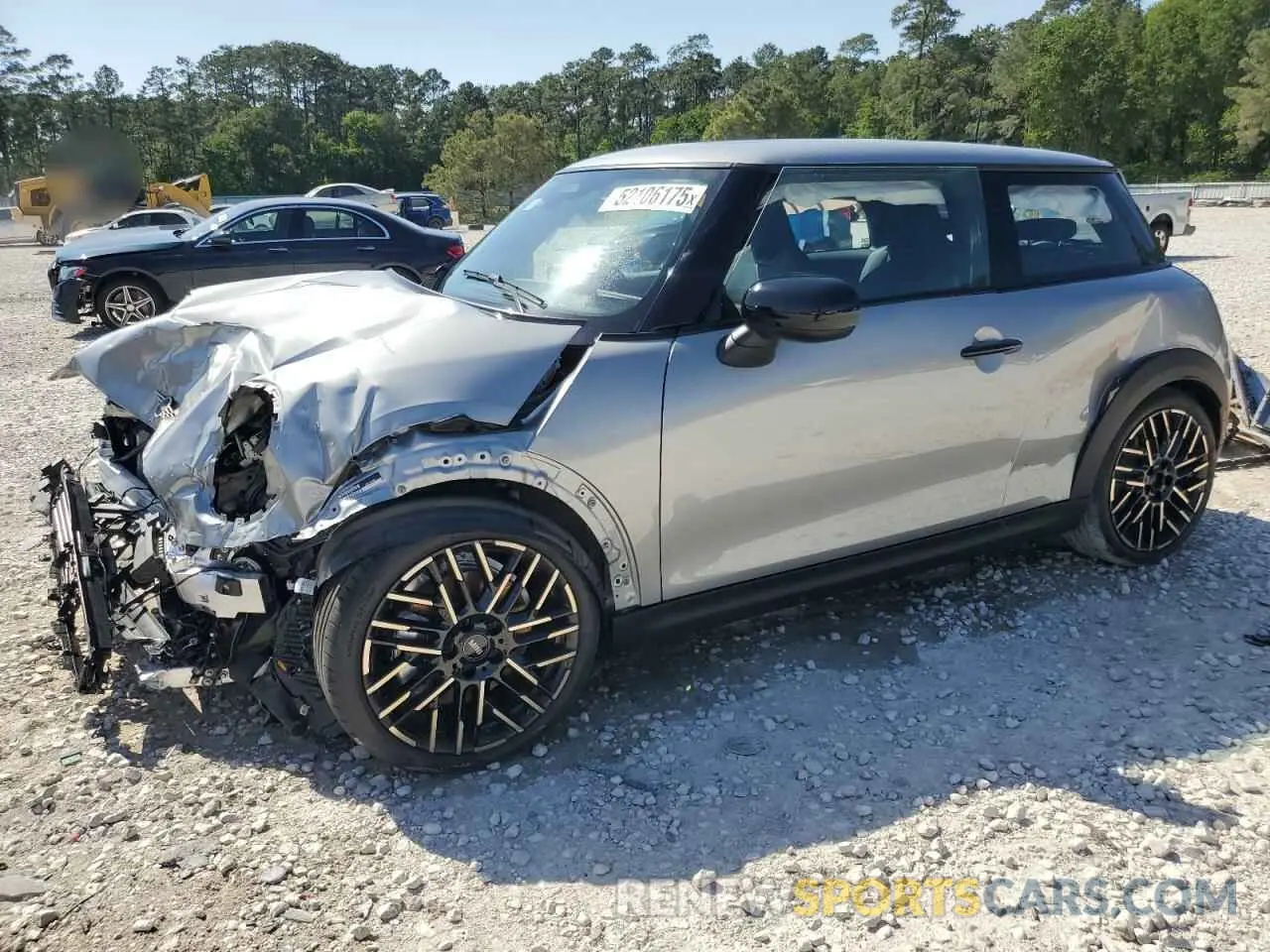 1 Фотография поврежденного автомобиля WMW23GD00S2W74060 MINI COOPER 2025