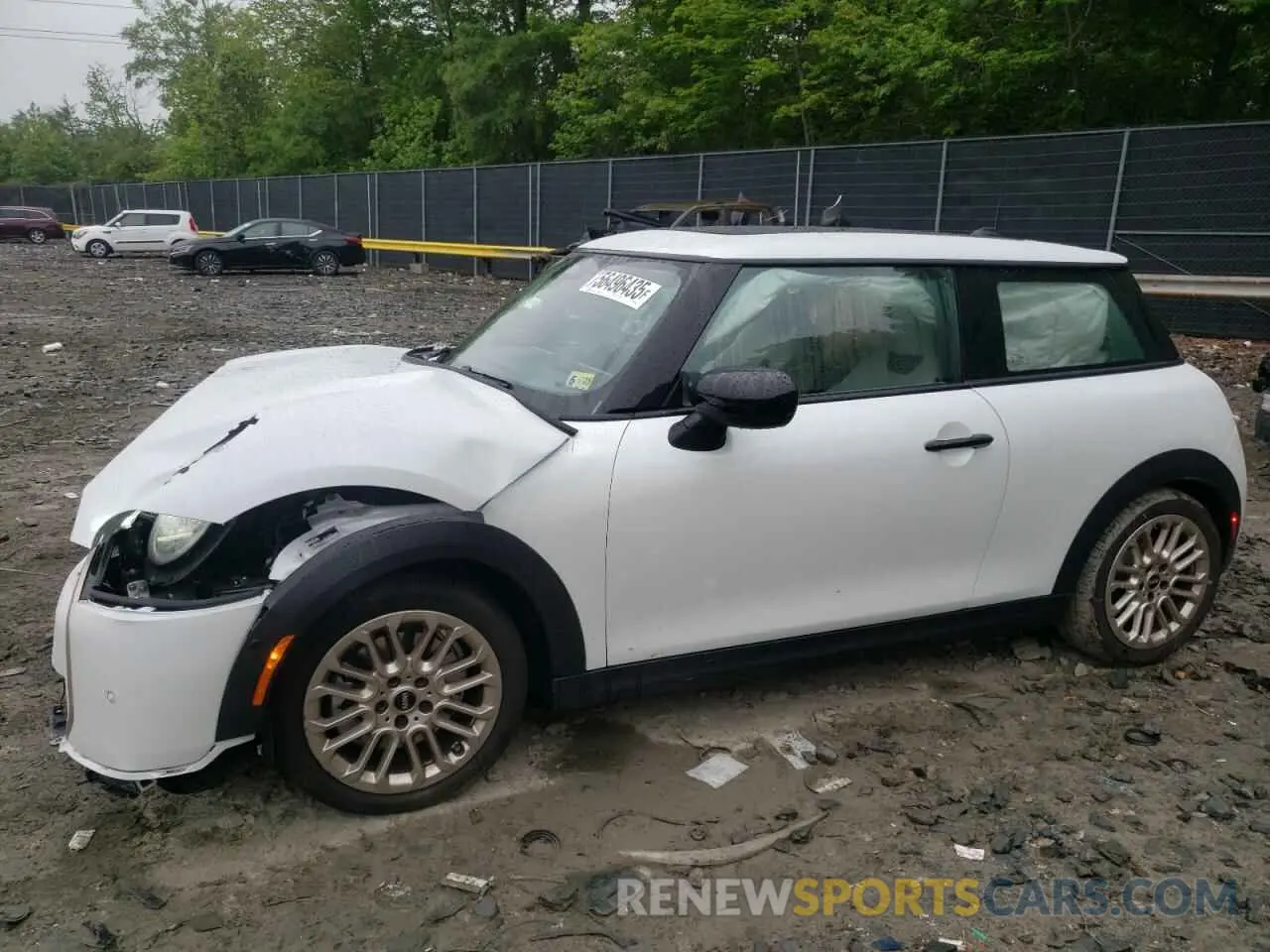 1 Фотография поврежденного автомобиля WMW23GD09S2W14438 MINI COOPER 2025