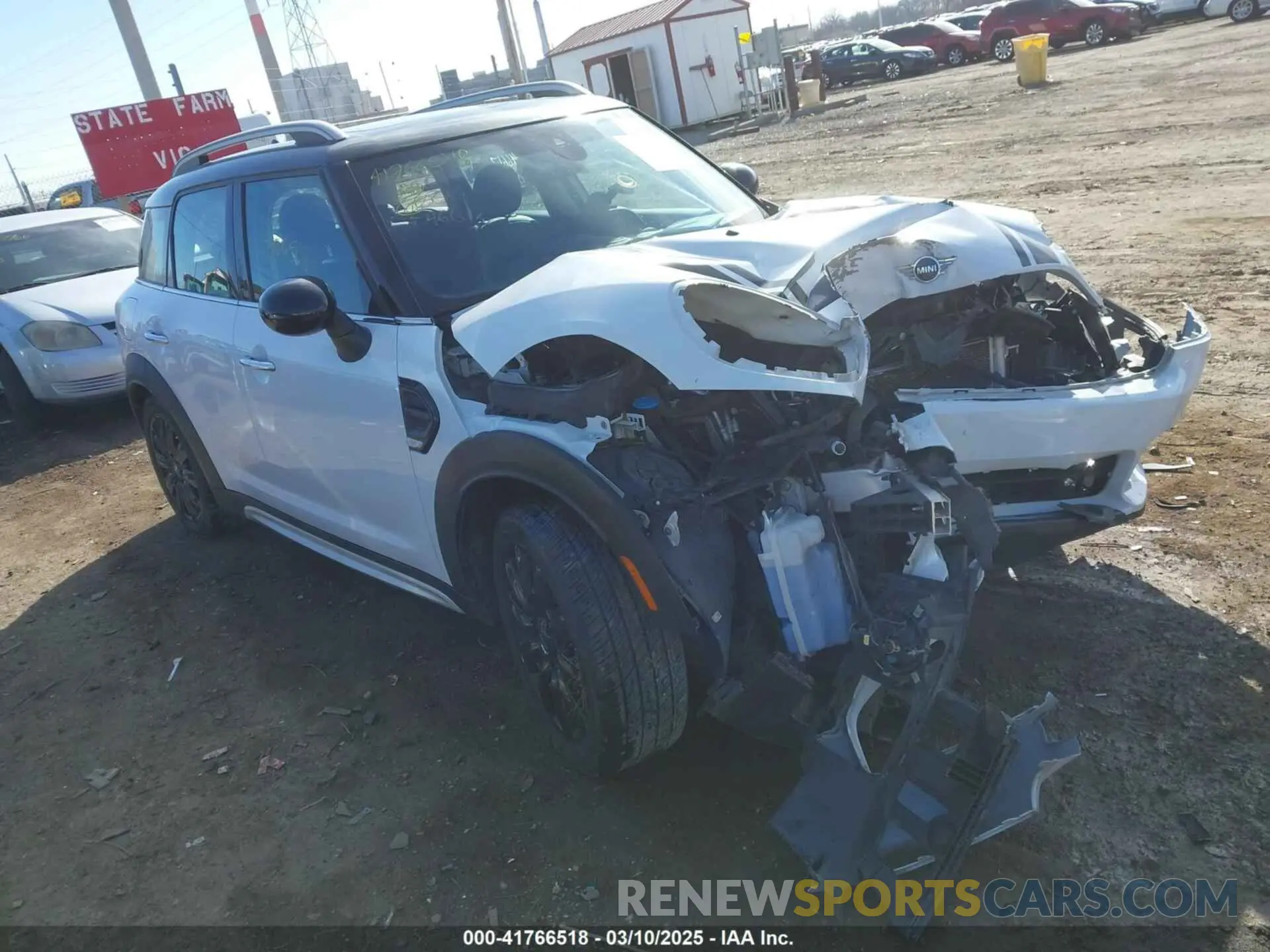 1 Photograph of a damaged car WMZYS7C55K3F46617 MINI COUNTRYMAN 2019