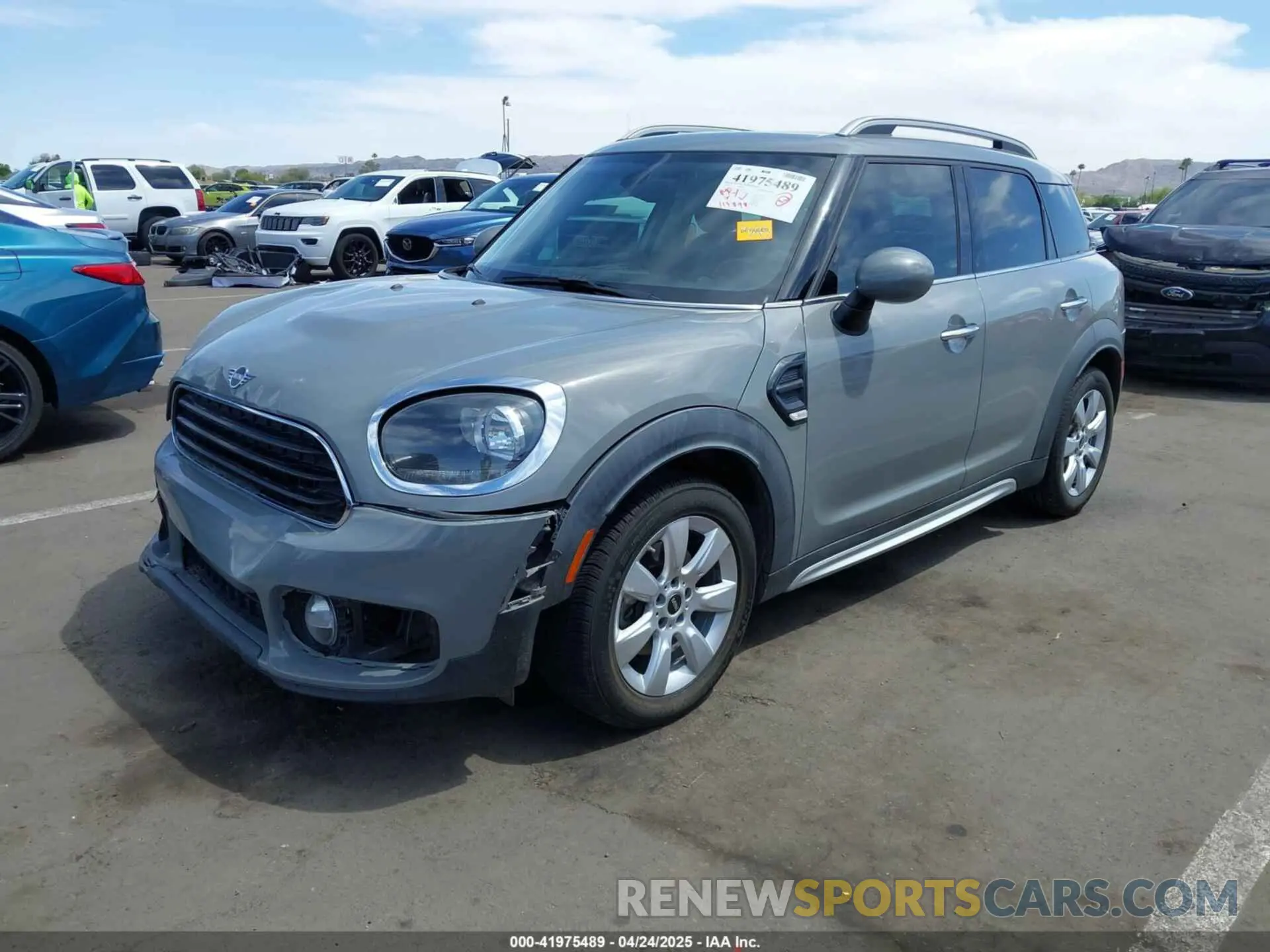 2 Photograph of a damaged car WMZYS7C59K3F45342 MINI COUNTRYMAN 2019