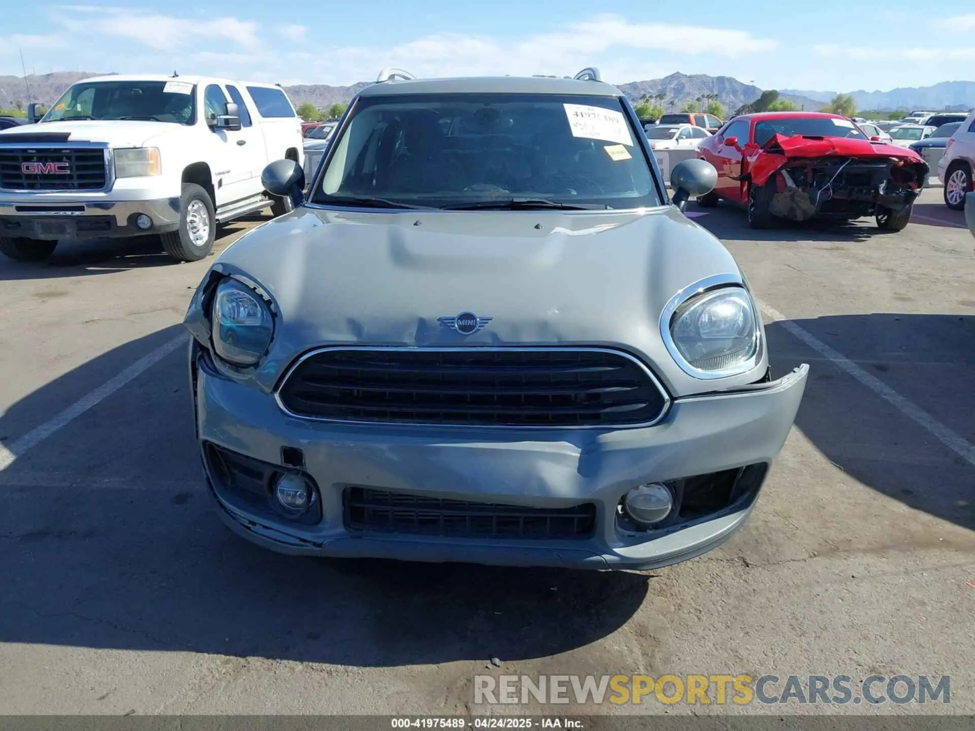 6 Photograph of a damaged car WMZYS7C59K3F45342 MINI COUNTRYMAN 2019