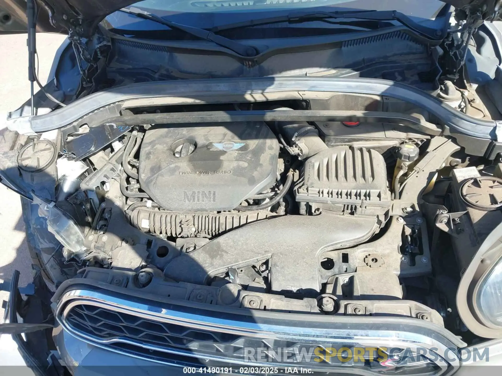 10 Photograph of a damaged car WMZYT3C58K3E97323 MINI COUNTRYMAN 2019