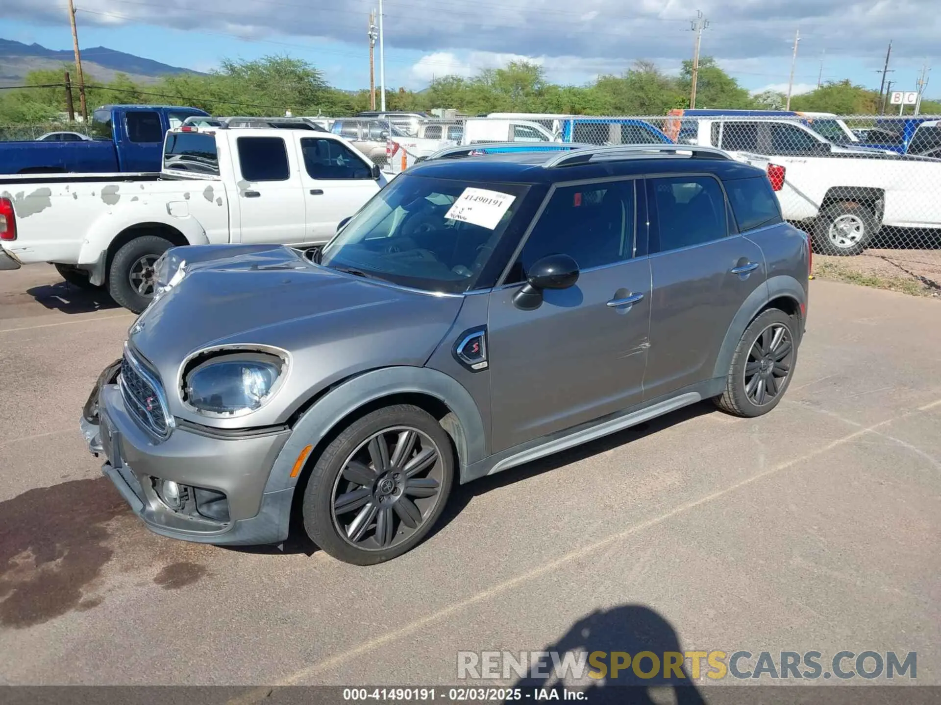 2 Photograph of a damaged car WMZYT3C58K3E97323 MINI COUNTRYMAN 2019