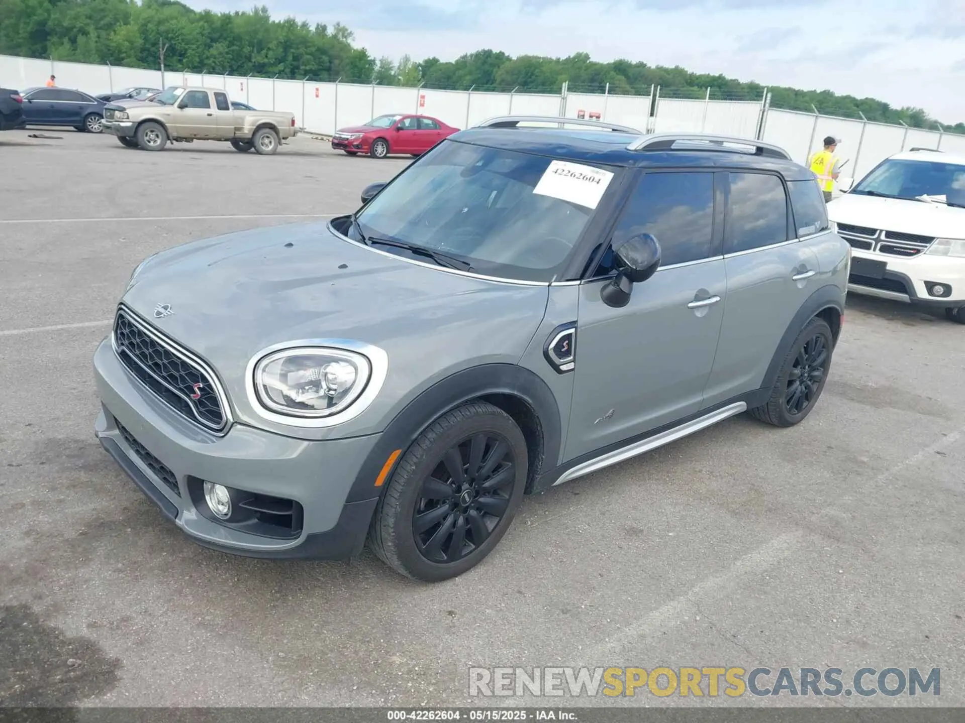 2 Photograph of a damaged car WMZYT5C51K3G94233 MINI COUNTRYMAN 2019