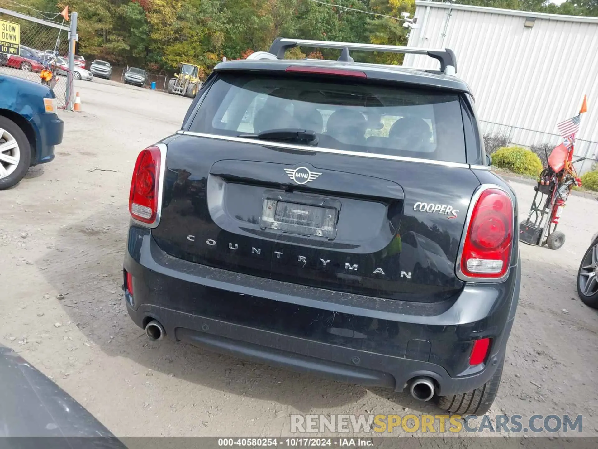 17 Photograph of a damaged car WMZYT5C5XK3E70278 MINI COUNTRYMAN 2019