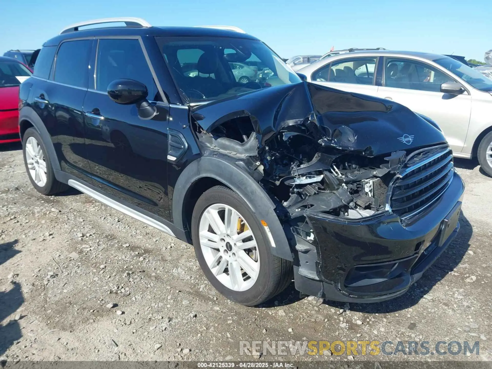 1 Фотография поврежденного автомобиля WMZYW3C00L3L28083 MINI COUNTRYMAN 2020