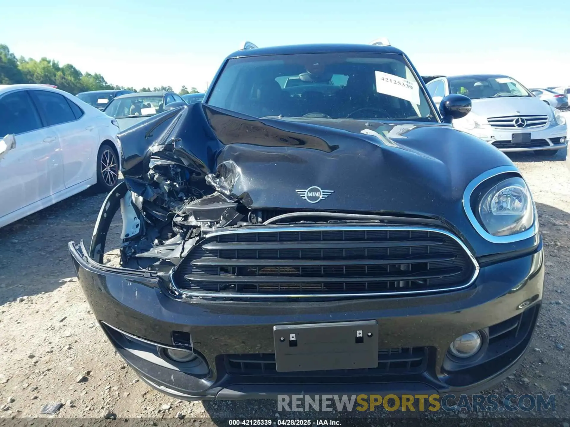 12 Фотография поврежденного автомобиля WMZYW3C00L3L28083 MINI COUNTRYMAN 2020