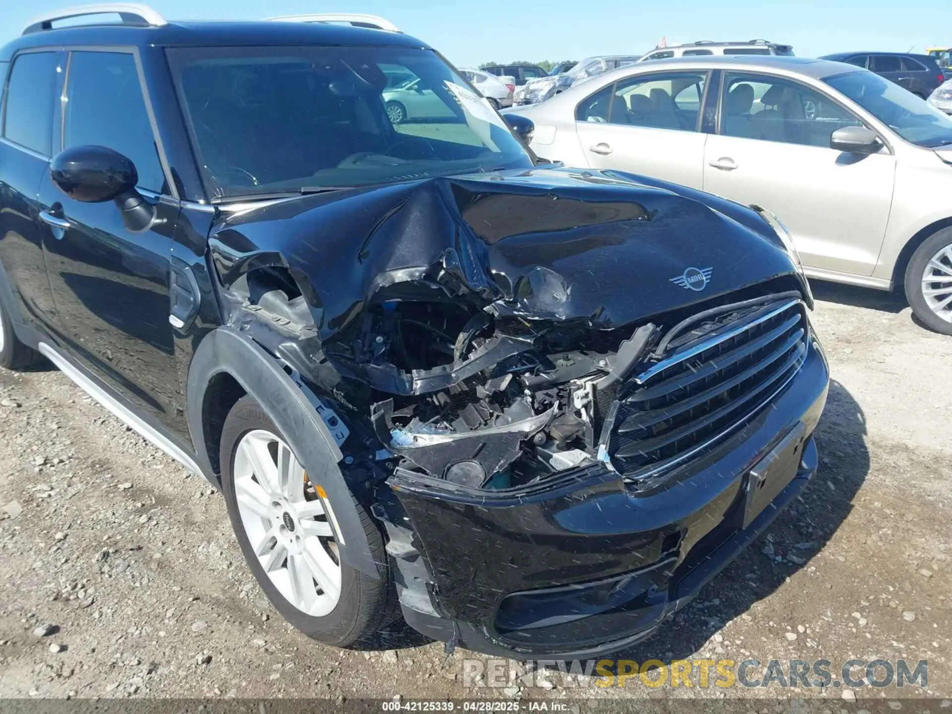 6 Фотография поврежденного автомобиля WMZYW3C00L3L28083 MINI COUNTRYMAN 2020
