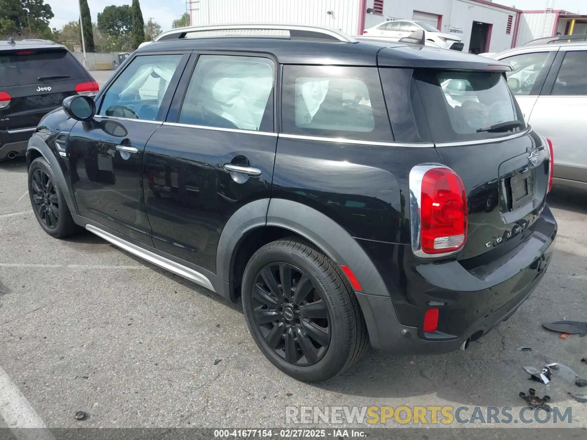 3 Photograph of a damaged car WMZYW3C04L3M24637 MINI COUNTRYMAN 2020