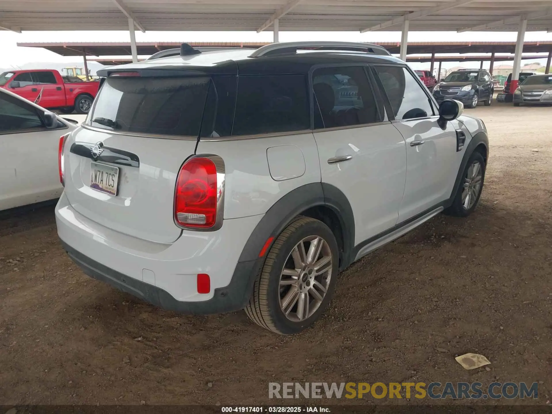 4 Фотография поврежденного автомобиля WMZYW3C0XL3L18905 MINI COUNTRYMAN 2020