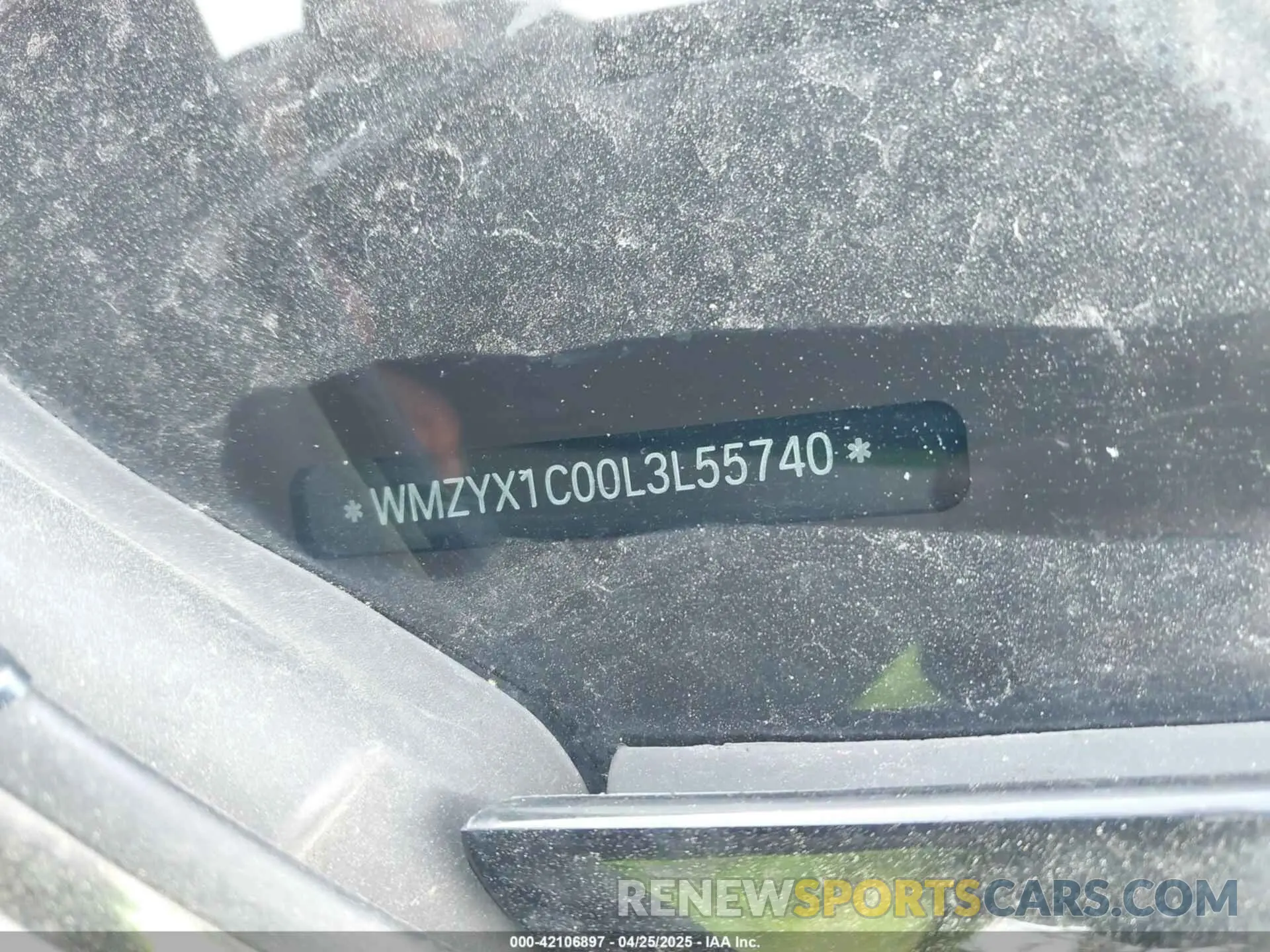 17 Фотография поврежденного автомобиля WMZYX1C00L3L55740 MINI COUNTRYMAN 2020