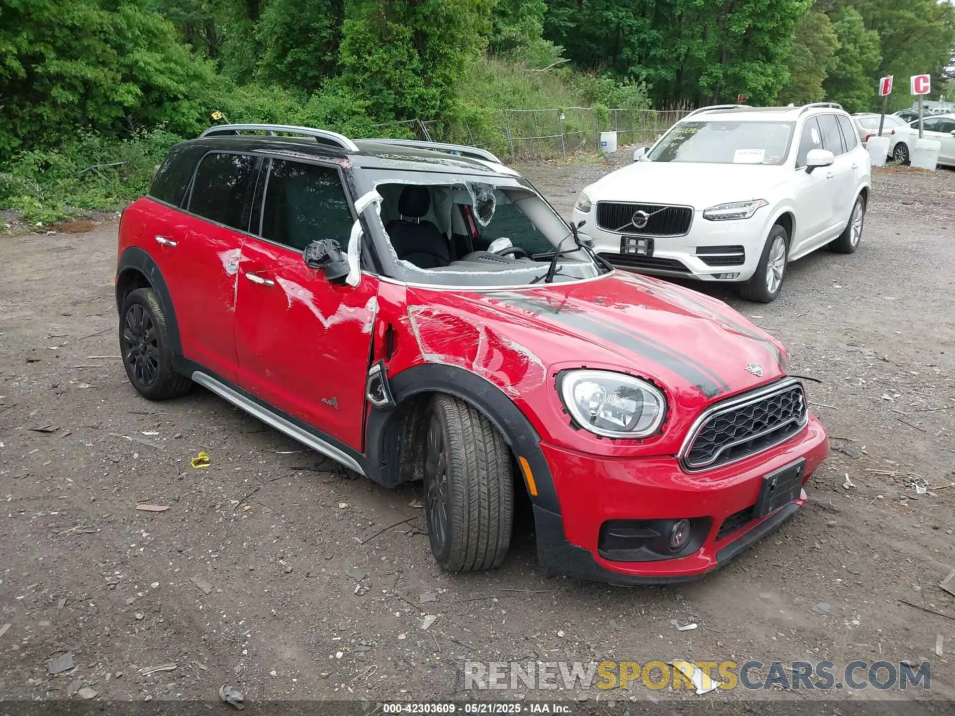 1 Фотография поврежденного автомобиля WMZYX1C09L3L58197 MINI COUNTRYMAN 2020