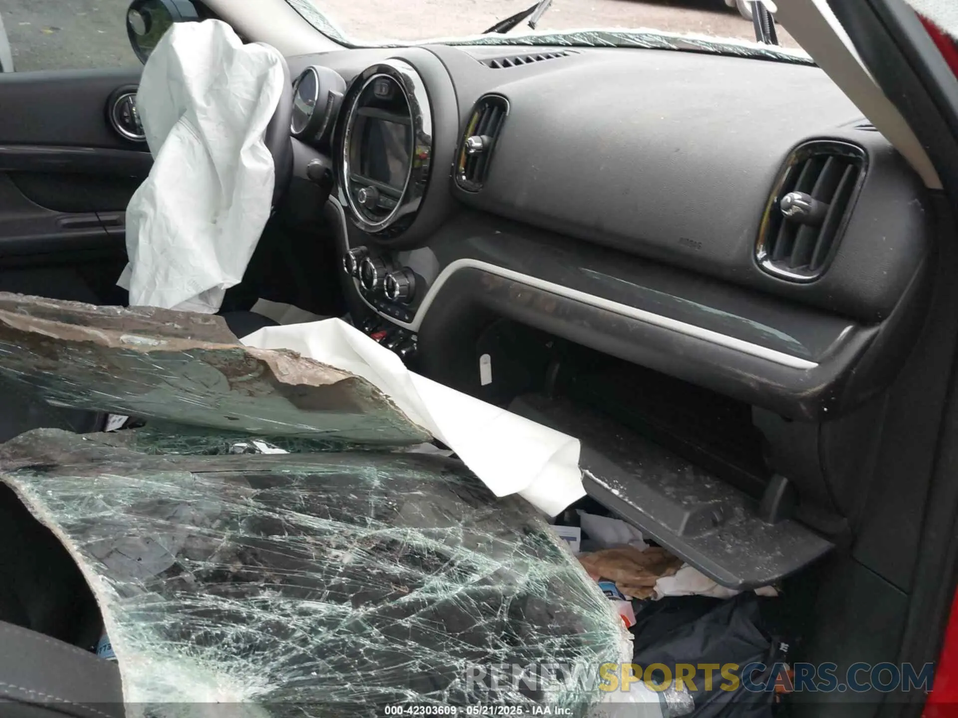 5 Фотография поврежденного автомобиля WMZYX1C09L3L58197 MINI COUNTRYMAN 2020