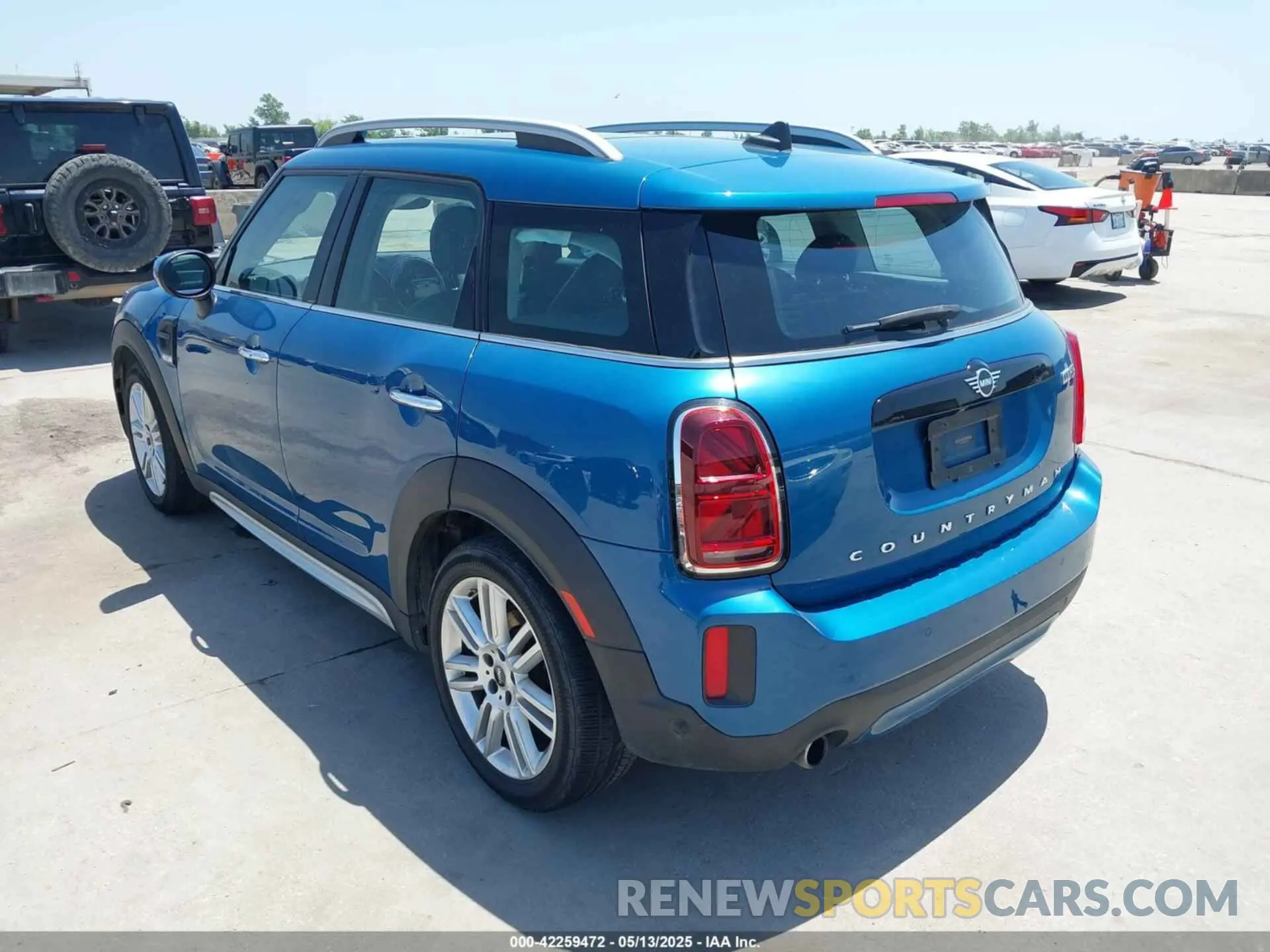 3 Photograph of a damaged car WMZ23BR04N3N61287 MINI COUNTRYMAN 2022