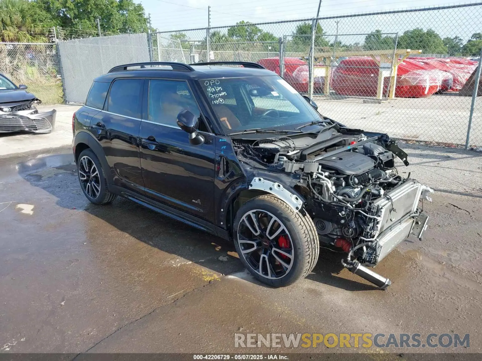 1 Photograph of a damaged car WMZ33BS0XN3P26841 MINI COUNTRYMAN 2022