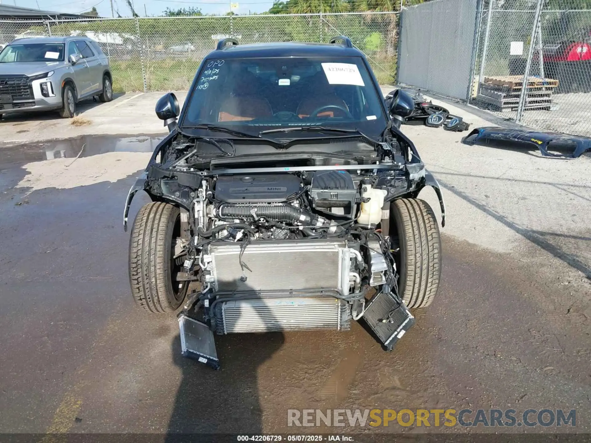 13 Photograph of a damaged car WMZ33BS0XN3P26841 MINI COUNTRYMAN 2022