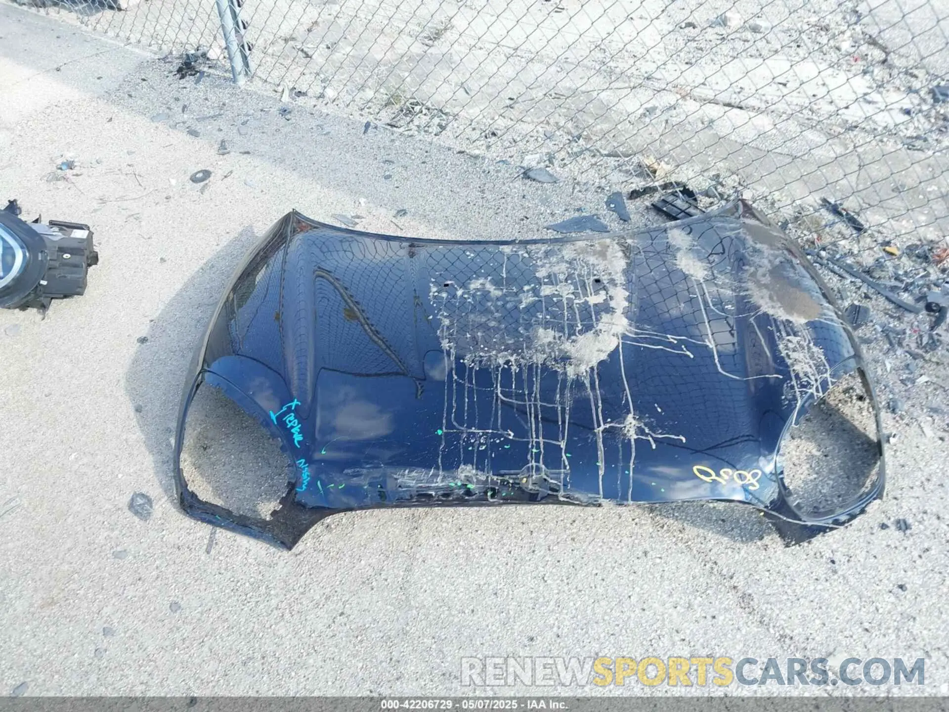 18 Photograph of a damaged car WMZ33BS0XN3P26841 MINI COUNTRYMAN 2022