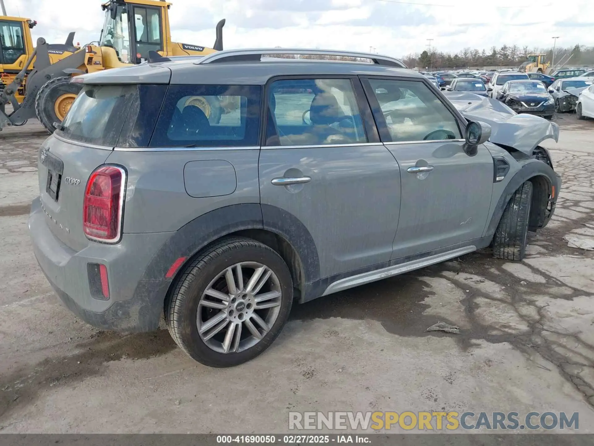 4 Photograph of a damaged car WMZ43BR09N3N62573 MINI COUNTRYMAN 2022