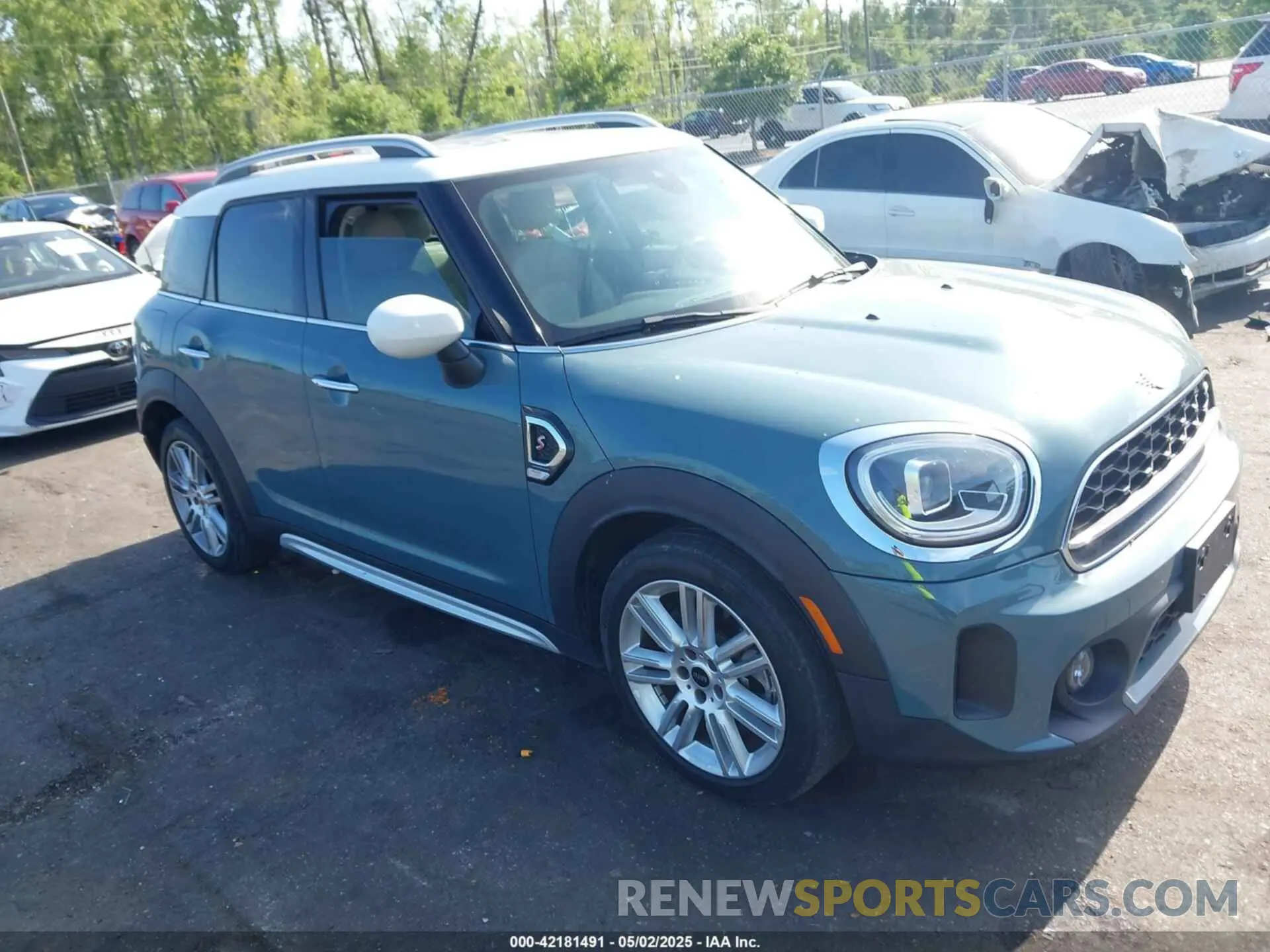 1 Photograph of a damaged car WMZ53BR02N3N67991 MINI COUNTRYMAN 2022